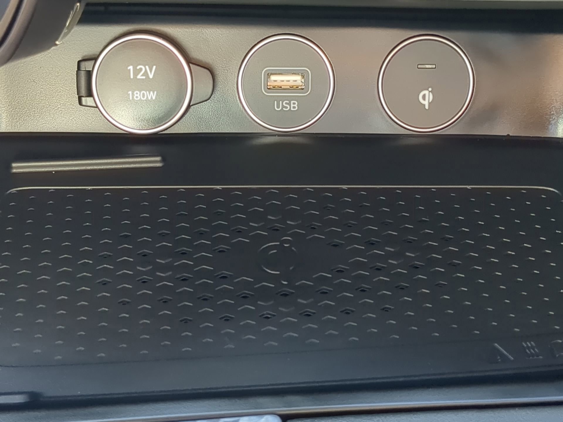 Used 2023 Genesis G70 2.0T w/ Sport Prestige Package image 48