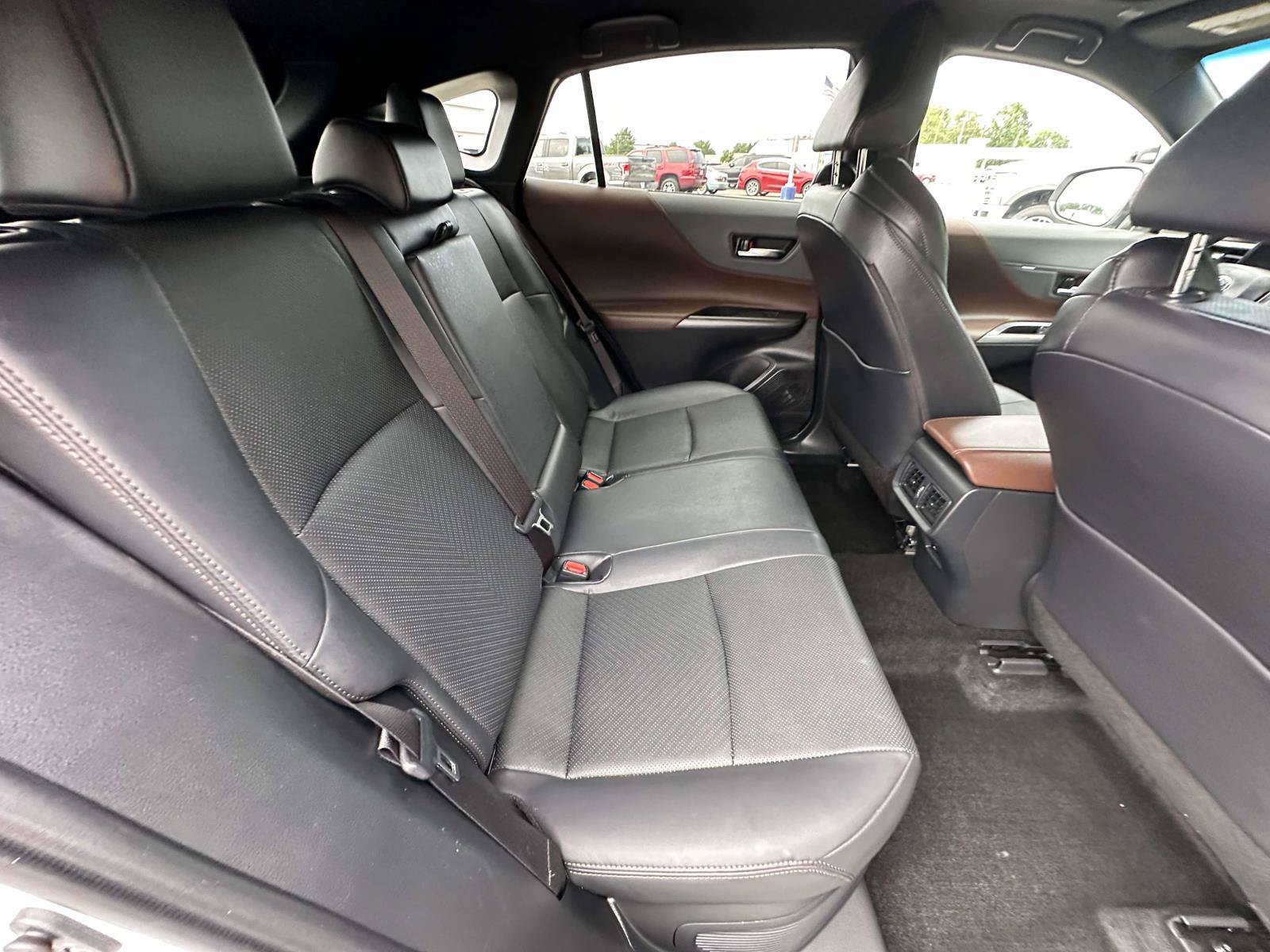 Used 2023 Toyota Venza Limited AWD/4WD image 33