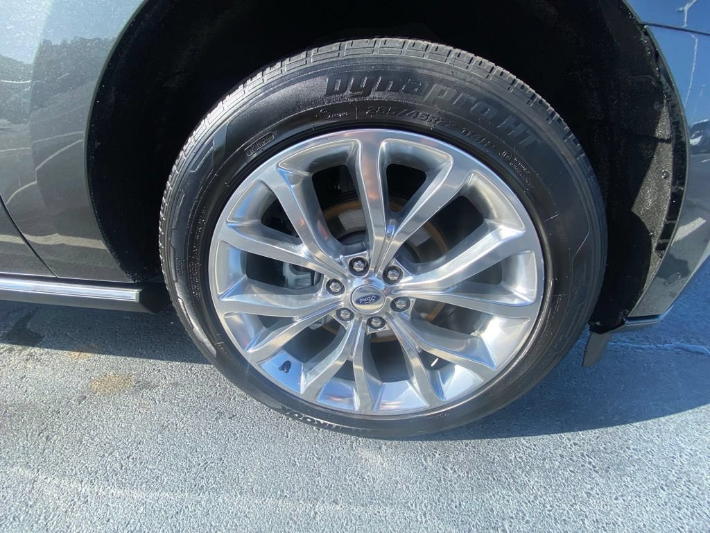 Certified 2019 Ford Expedition Max Limited w/ Equipment Group 302A RWD image 31