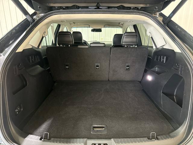 Certified 2022 Ford Edge SEL w/ Convenience Package AWD/4WD image 10