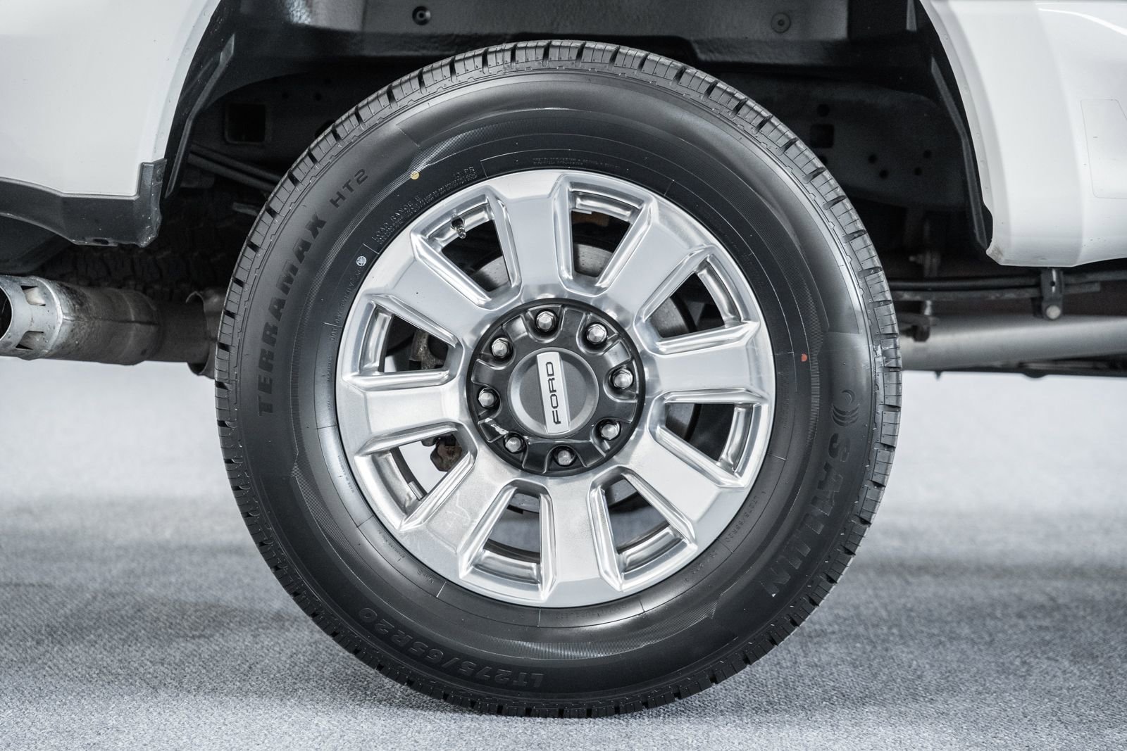 Certified 2022 Ford F250 Platinum w/ Snow Plow Prep Package image 19