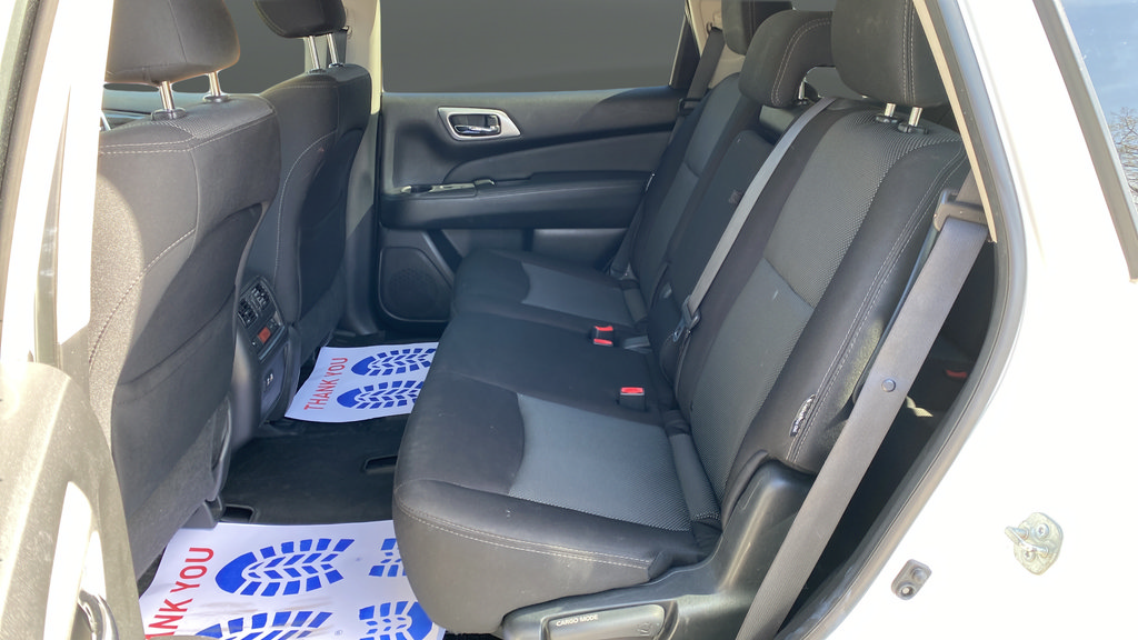 Used 2020 Nissan Pathfinder SV AWD/4WD image 23