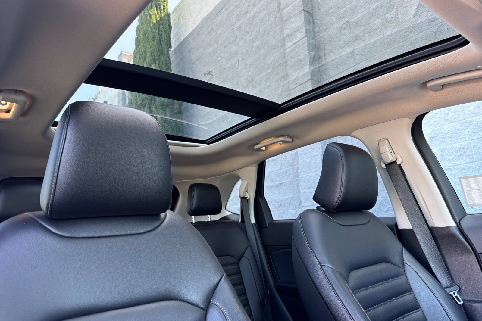 Certified 2024 Ford Edge SEL w/ Convenience Package AWD/4WD image 20