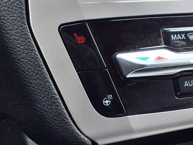 Certified 2024 Ford Explorer XLT w/ Equipment Group 202A image 5