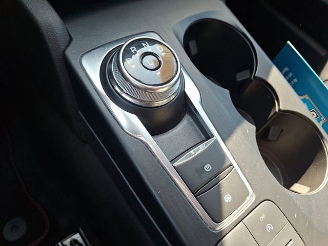 Certified 2023 Ford Escape ST-Line AWD/4WD image 25