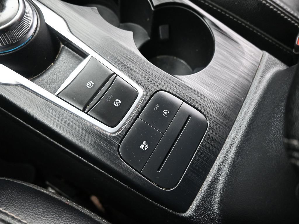 Certified 2022 Ford Escape SEL image 43