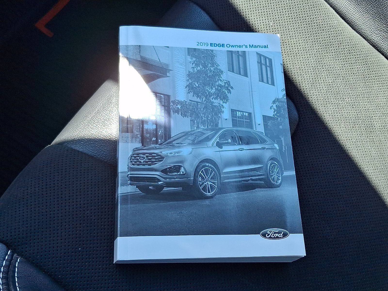 Certified 2019 Ford Edge ST w/ Equipment Group 401A AWD/4WD image 26