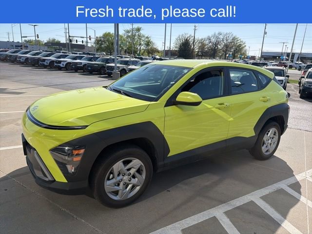 Used 2024 Hyundai Kona SE AWD/4WD image 1