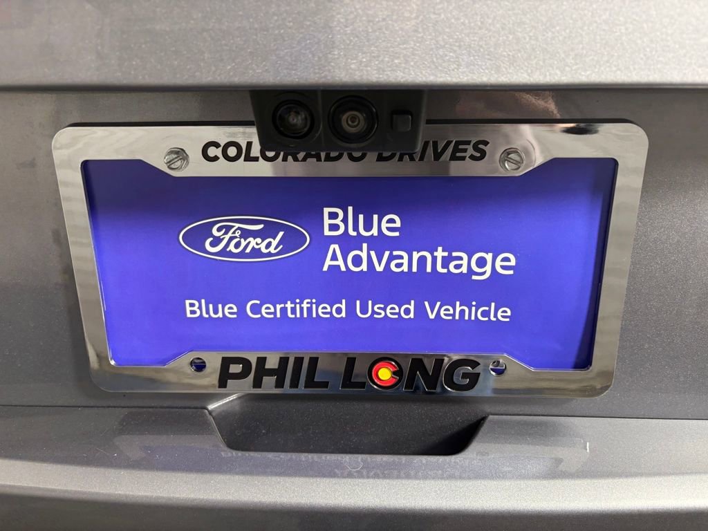 Used 2020 Cadillac Escalade Premium Luxury image 32