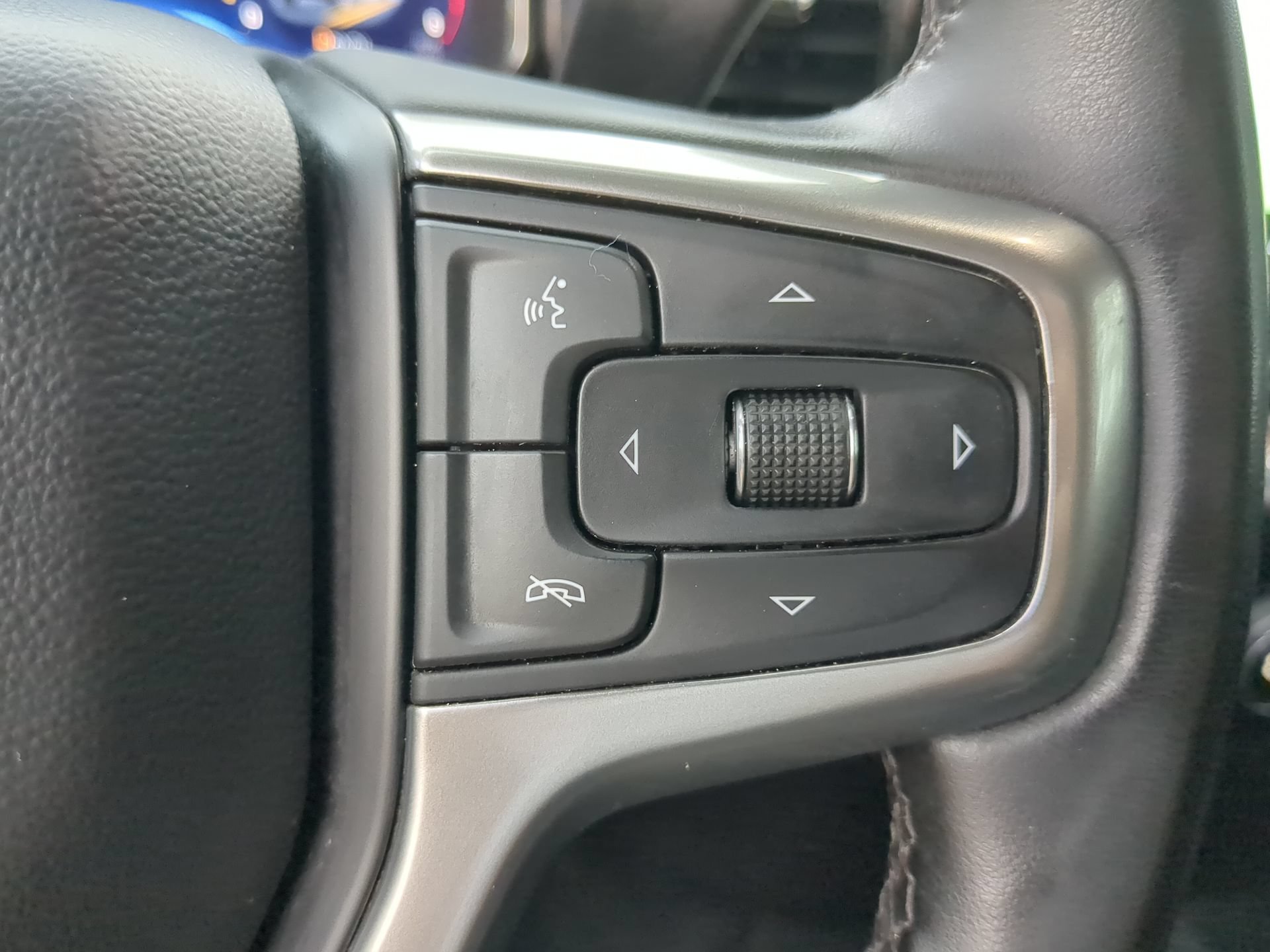 Used 2025 Chevrolet Silverado 2500 LT w/ Convenience Package AWD/4WD image 67