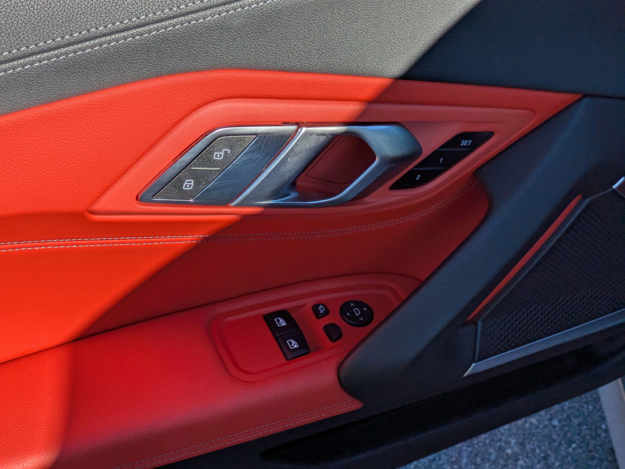 Used 2022 BMW Z4 sDrive30i w/ M Sport Package image 17