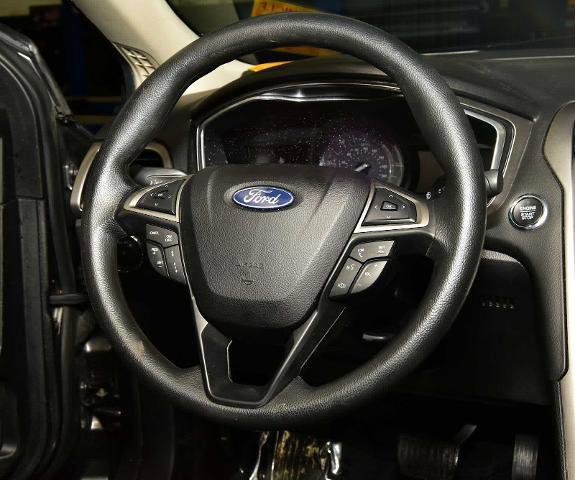 Certified 2020 Ford Fusion SE image 14