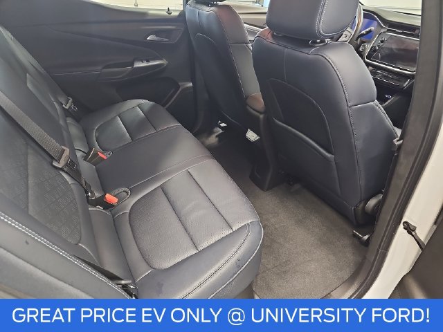 Used 2023 Chevrolet Bolt EUV LT w/ Convenience Package FWD image 11