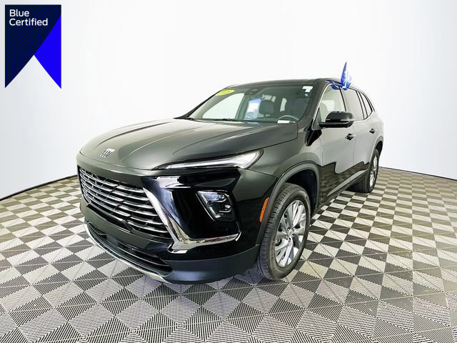 Used 2025 Buick Enclave Preferred FWD image 1