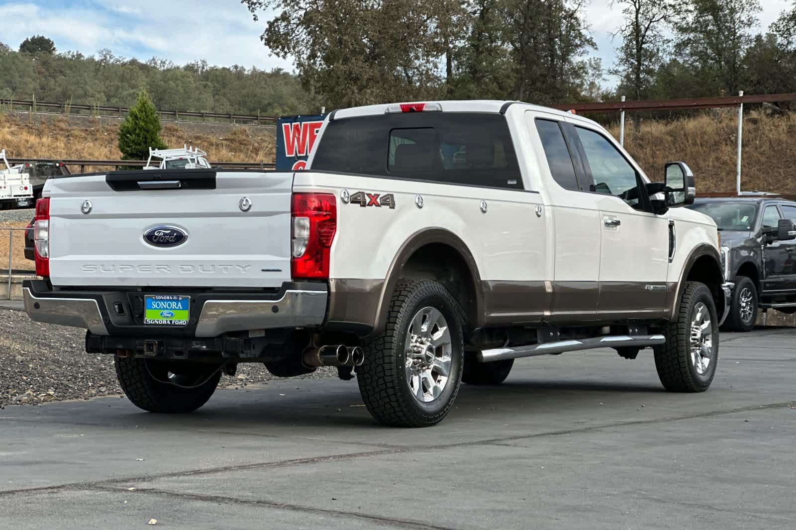 Certified 2017 Ford F250 Lariat w/ Chrome Package AWD/4WD image 4