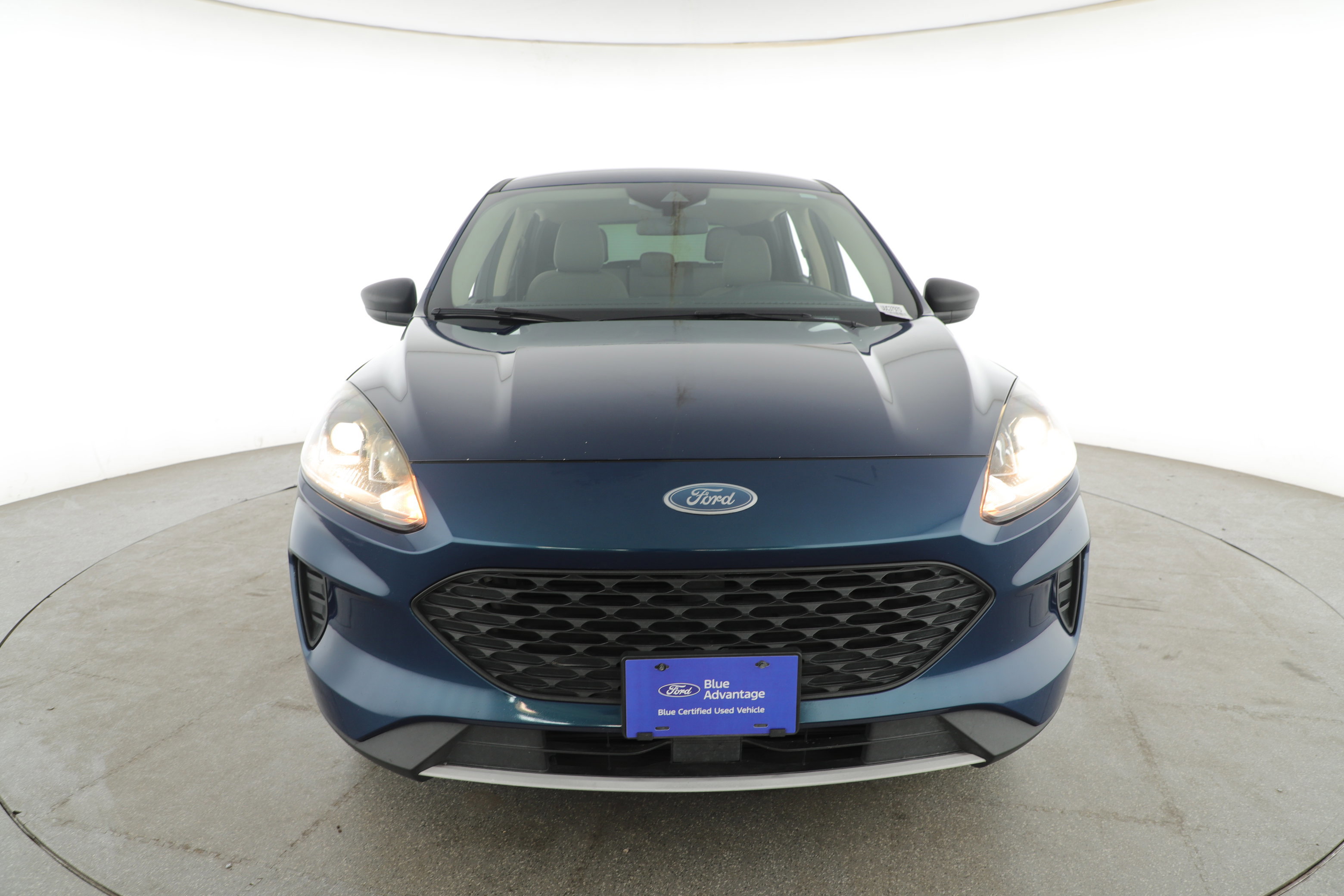 Certified 2020 Ford Escape S image 4