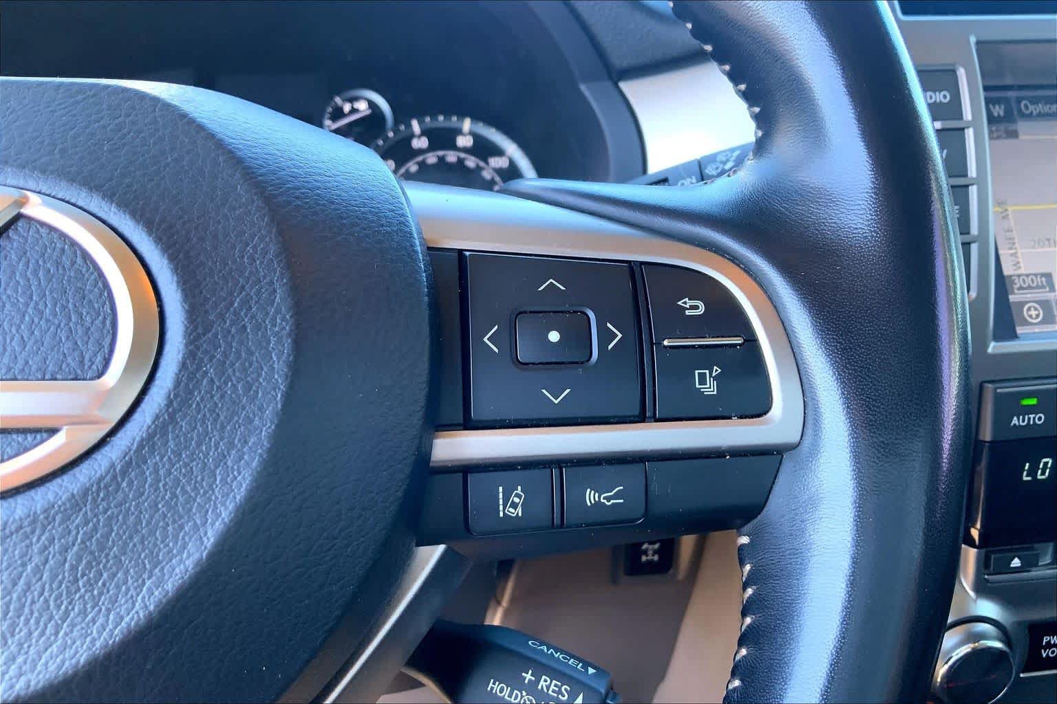 Used 2021 Lexus GX 460 Premium AWD/4WD image 25