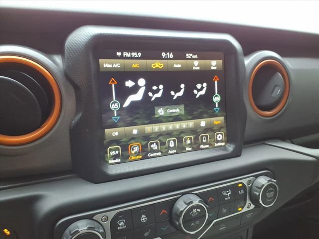 Used 2023 Jeep Gladiator Mojave w/ Cold Weather Group image 25