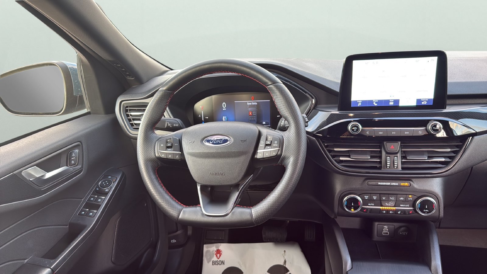Certified 2025 Ford Escape ST-Line Select AWD/4WD image 12