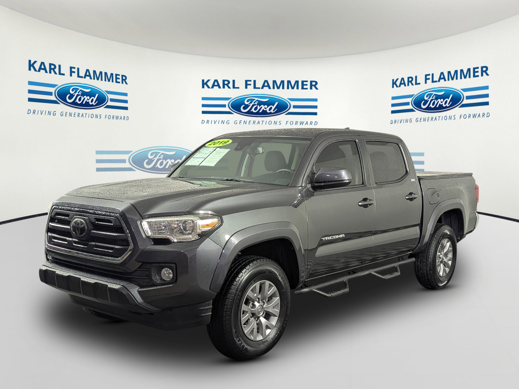 Used 2019 Toyota Tacoma SR5 RWD image 7