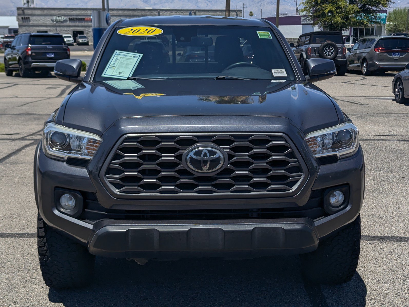 Used 2020 Toyota Tacoma TRD Off-Road w/ TRD Premium Off Road Package AWD/4WD image 6