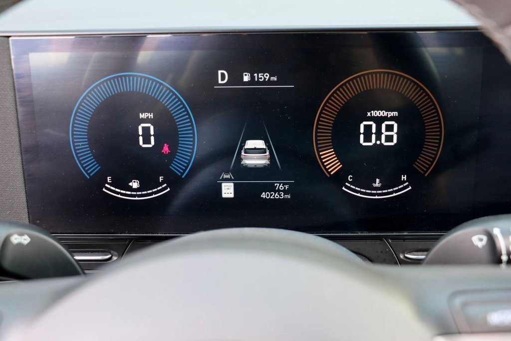 Used 2025 Hyundai Kona SEL image 11