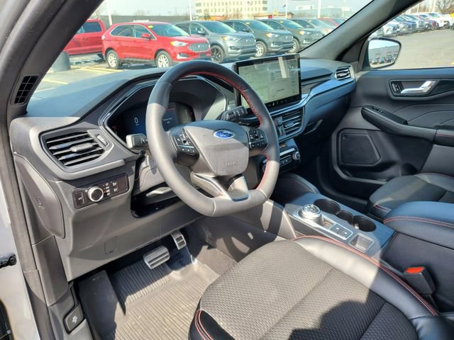 Certified 2023 Ford Escape ST-Line w/ Tech Pack #1 image 13