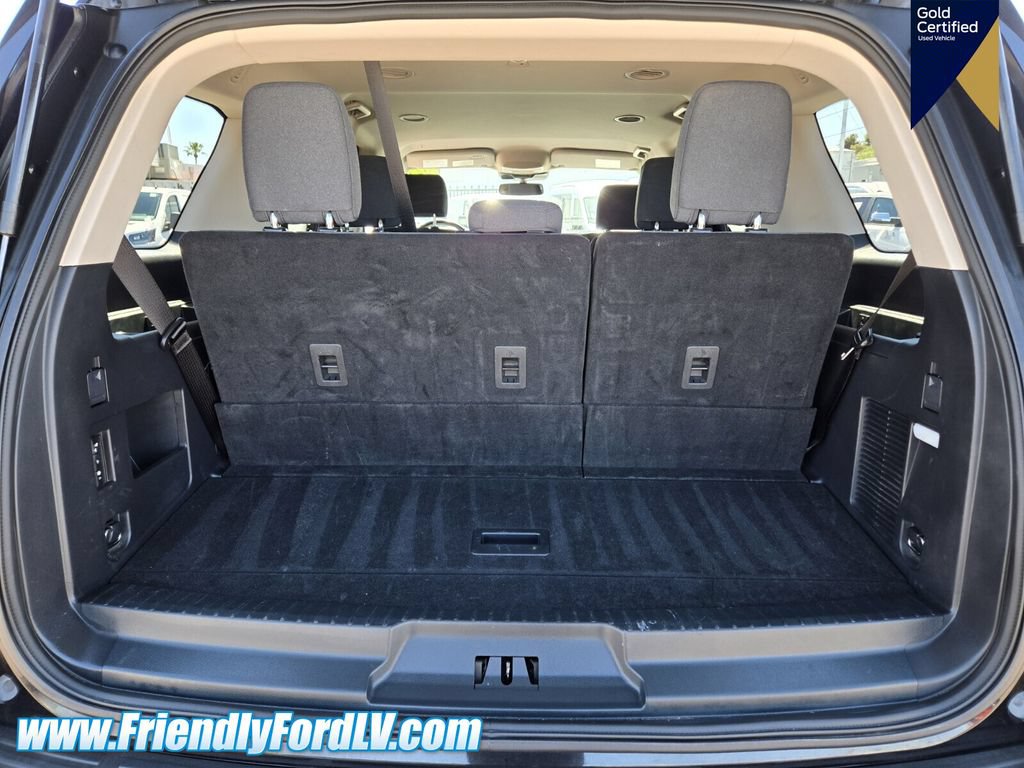 Certified 2023 Ford Expedition XLT RWD image 9