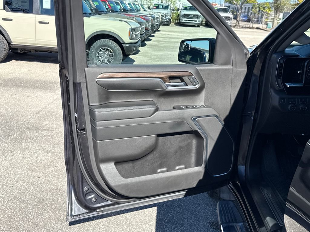 Used 2023 Chevrolet Silverado 1500 RST image 13