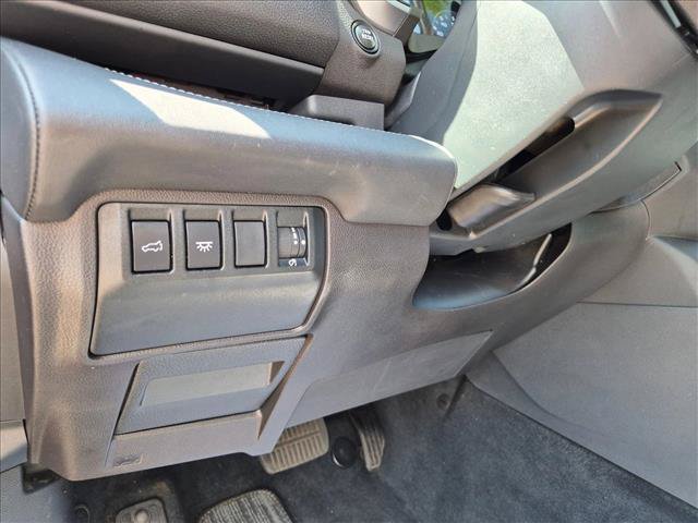 Used 2023 Subaru Ascent Limited w/ Technology Package AWD/4WD image 17