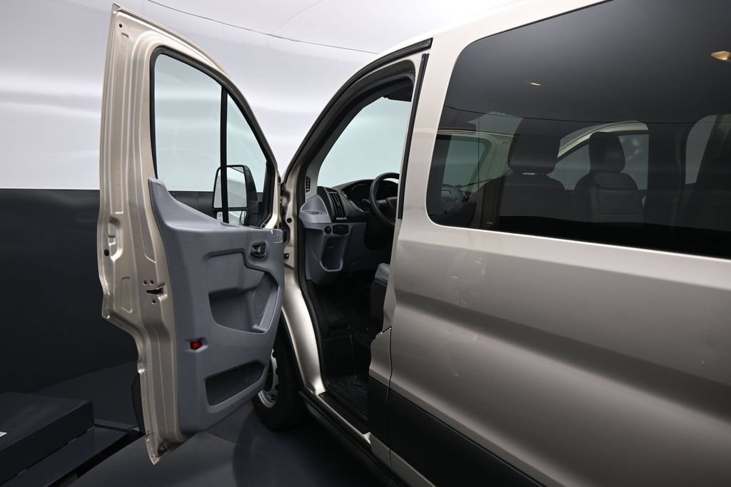 Certified 2019 Ford Transit 350 XL RWD image 8