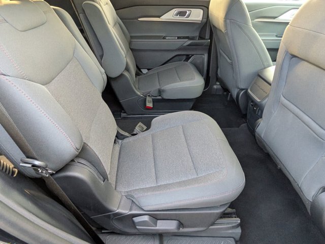 Certified 2025 Ford Explorer Active AWD/4WD image 24