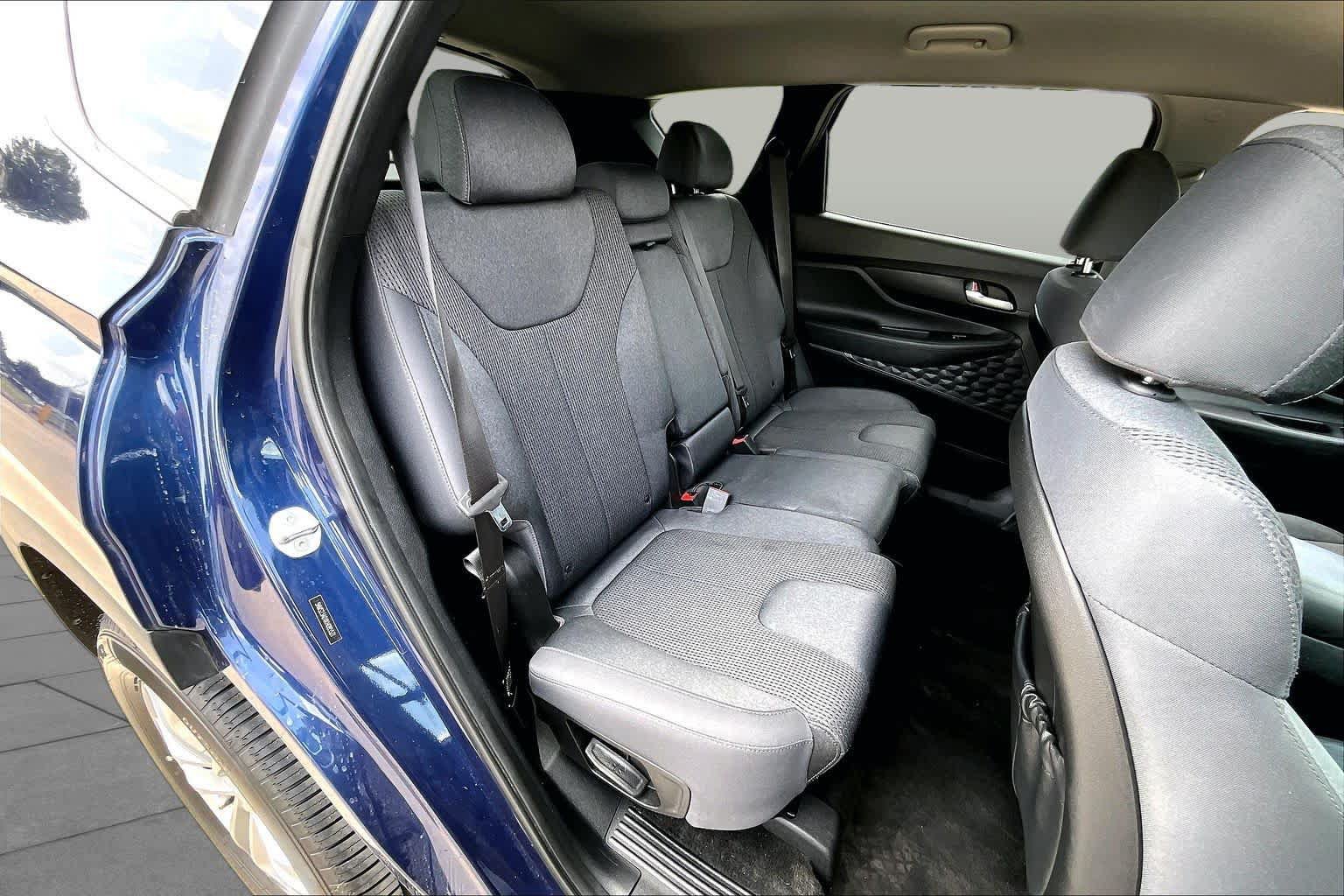 Used 2019 Hyundai Santa Fe SE FWD image 20