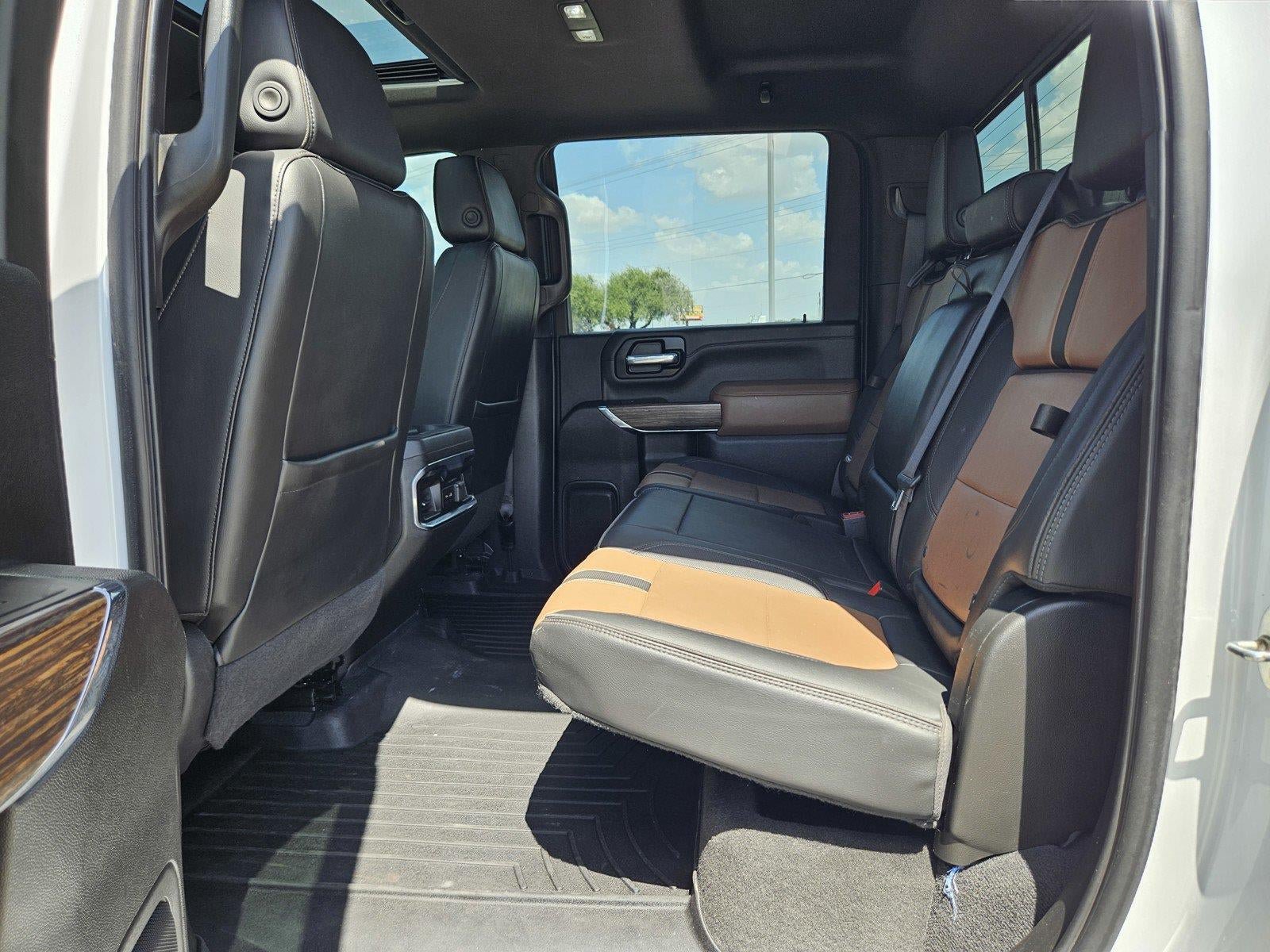 Used 2022 Chevrolet Silverado 3500 High Country w/ Safety Package II AWD/4WD image 12