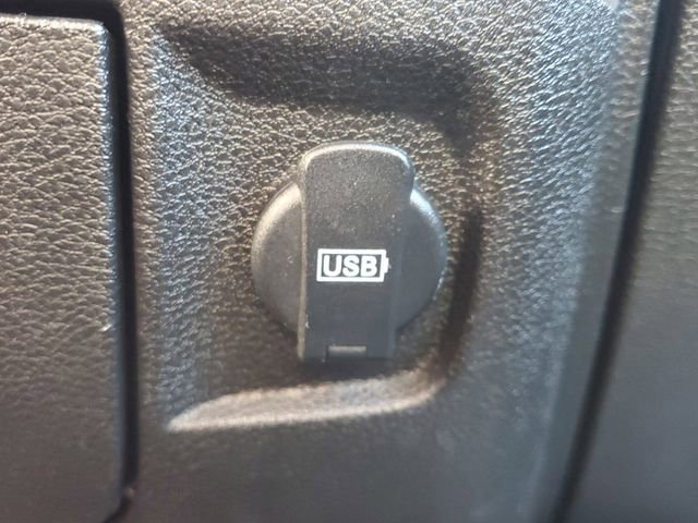 Used 2024 RAM 1500 Classic SLT image 29