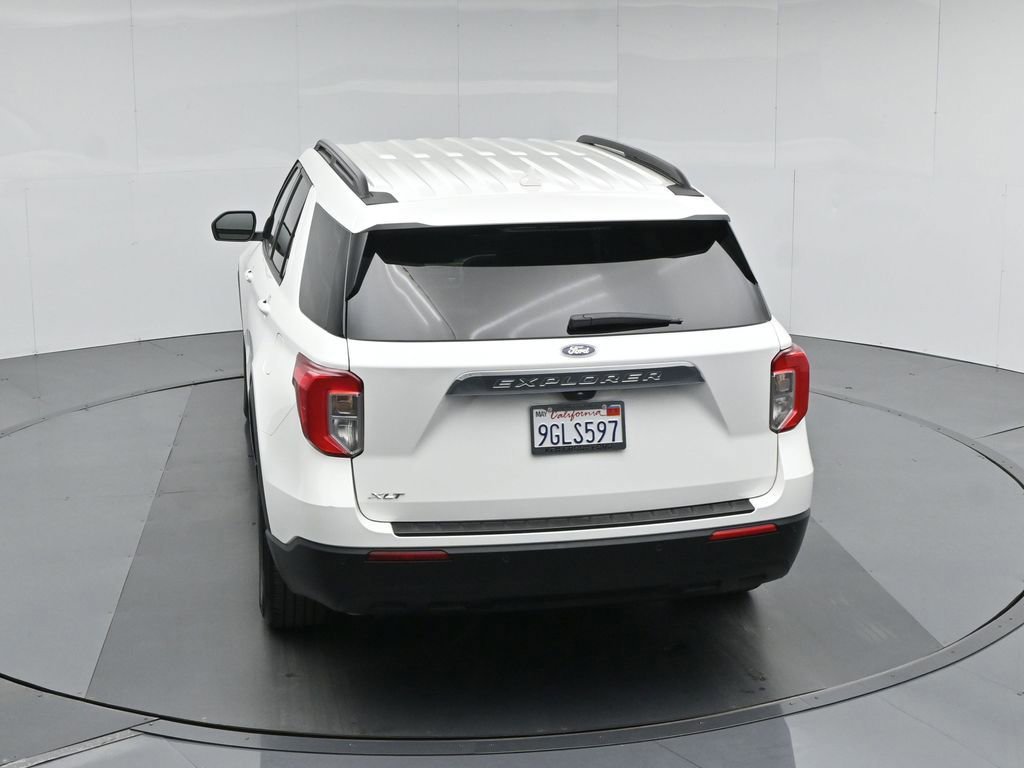 Certified 2023 Ford Explorer XLT RWD image 14