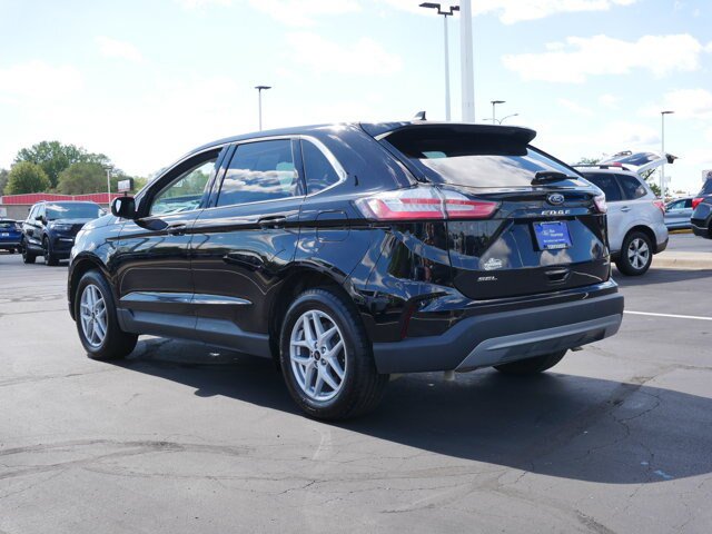 Certified 2024 Ford Edge SEL w/ Convenience Package AWD/4WD image 2