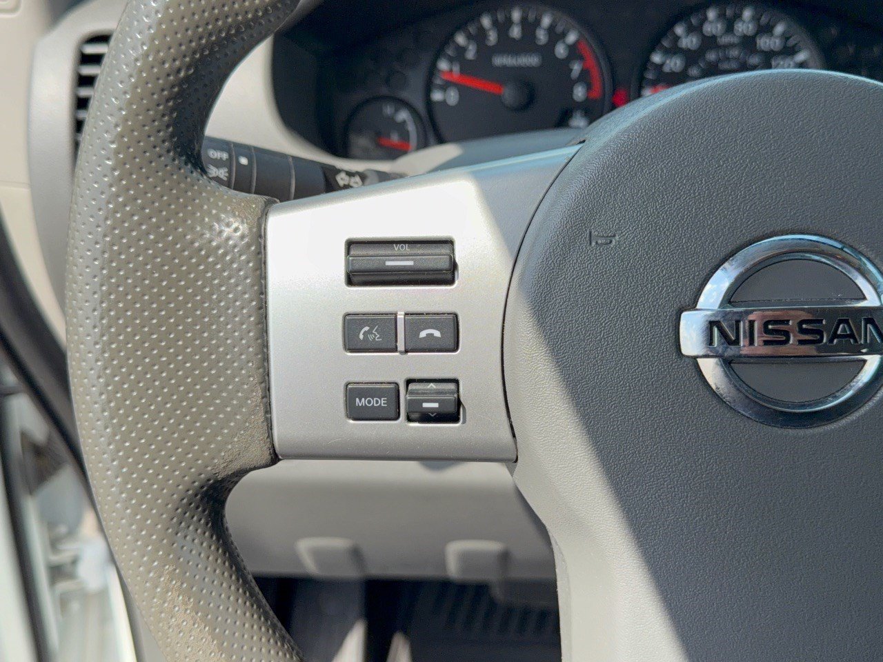 Used 2019 Nissan Frontier SV RWD image 18