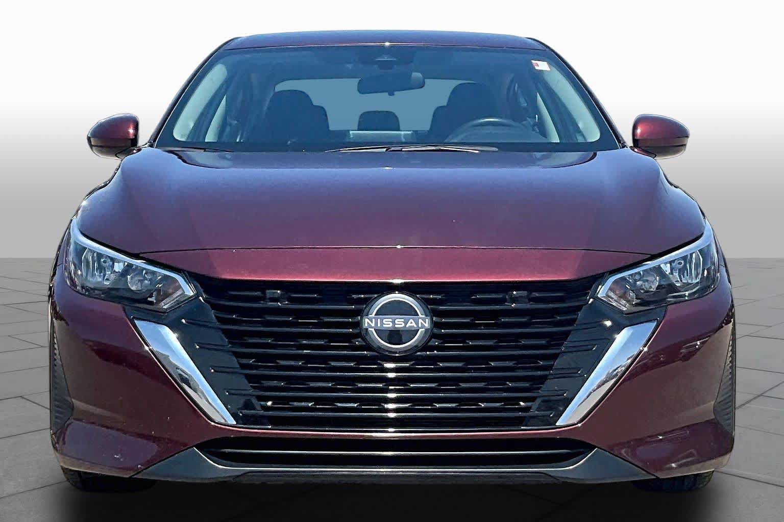 Used 2025 Nissan Sentra SV FWD image 4