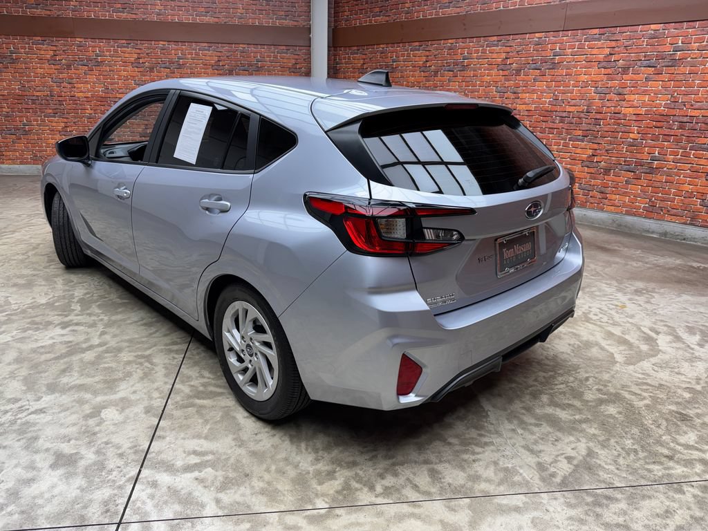 Used 2025 Subaru Impreza 2.0i AWD/4WD image 2