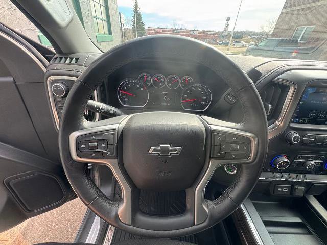 Used 2022 Chevrolet Silverado 1500 LT Trail Boss w/ Bed Protection Package AWD/4WD image 10