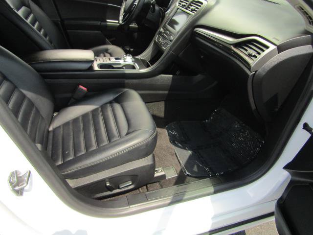 Certified 2020 Ford Fusion SEL FWD image 9
