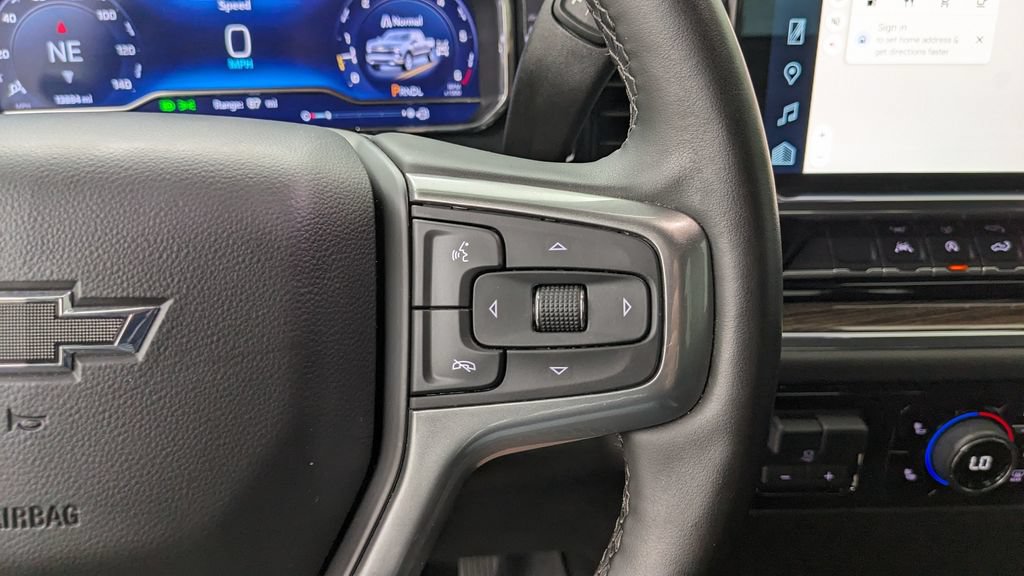 Used 2024 Chevrolet Silverado 1500 RST w/ Z71 Off-Road Package AWD/4WD image 31
