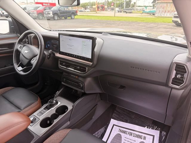 Certified 2025 Ford Bronco Sport Outer Banks w/ Outer Banks Tech Package+ AWD/4WD image 34