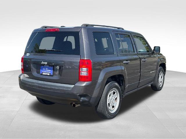 Used 2017 Jeep Patriot Sport FWD image 5