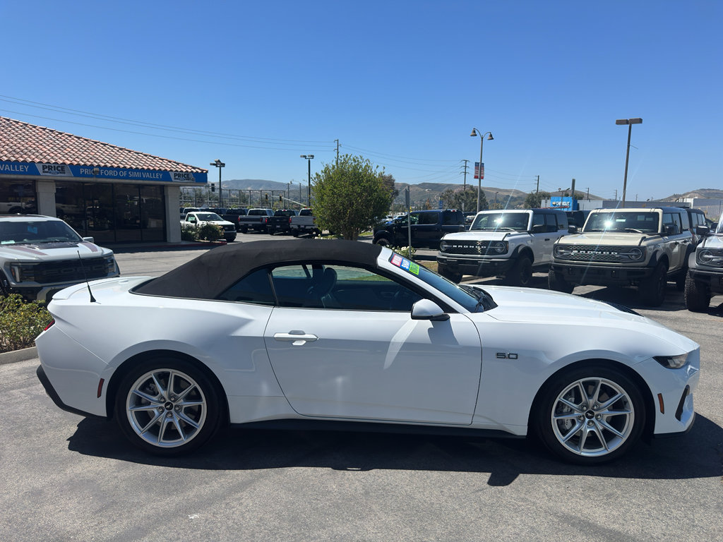 Certified 2025 Ford Mustang GT Premium image 4