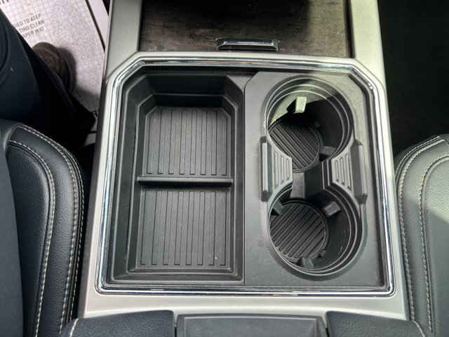 Certified 2022 Ford F350 Lariat w/ Lariat Ultimate Package image 15