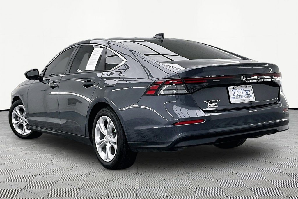 Used 2025 Honda Accord LX image 13