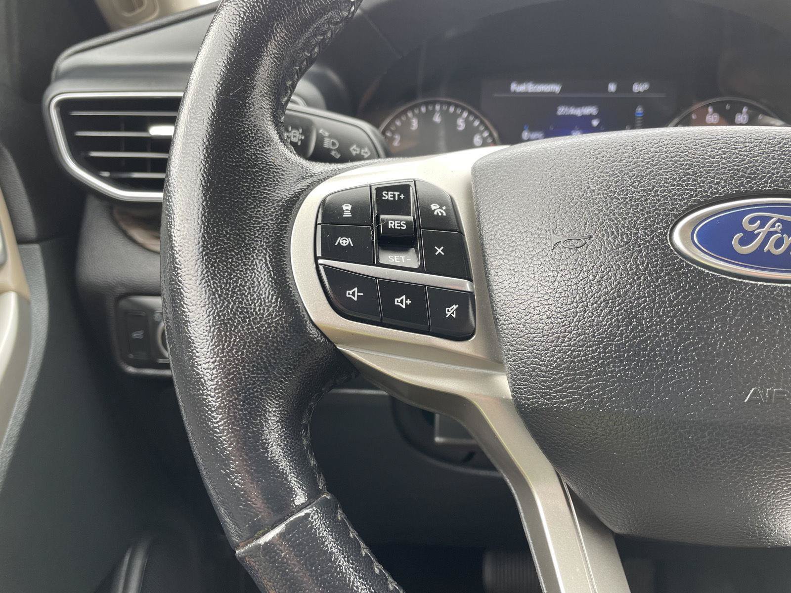 Certified 2021 Ford Explorer Limited AWD/4WD image 13