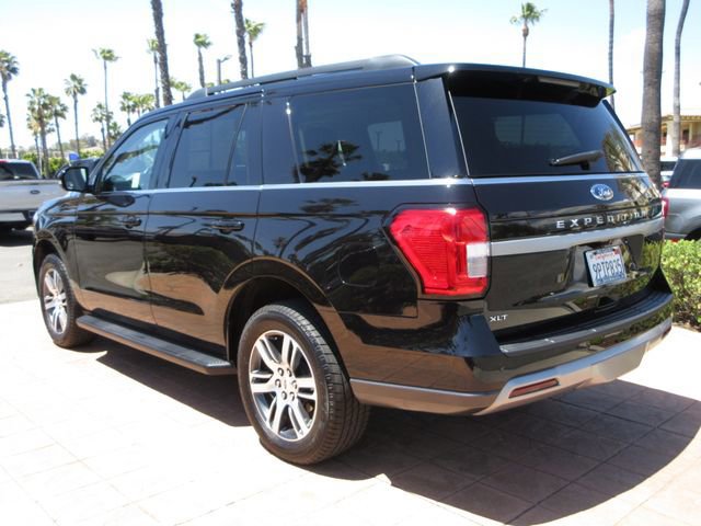Certified 2024 Ford Expedition XLT RWD image 5